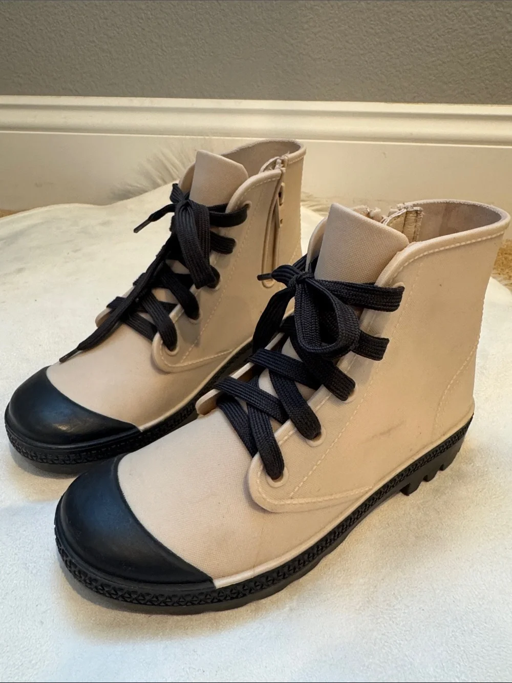 Cotton on Kids Beige and Black Rain Boots with Lace-Up Front